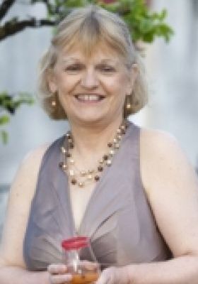Martine Nouet